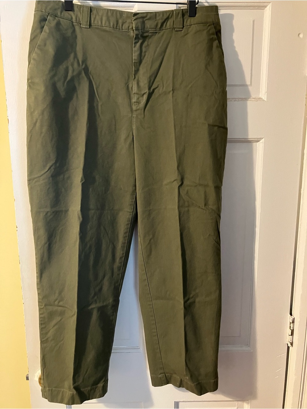 GAP Olive Green Straight Up Khaki Cropped Women's Chinos